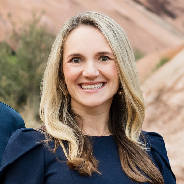 Sara Weinstein | 2024 Top Dentist | 5280 Magazine